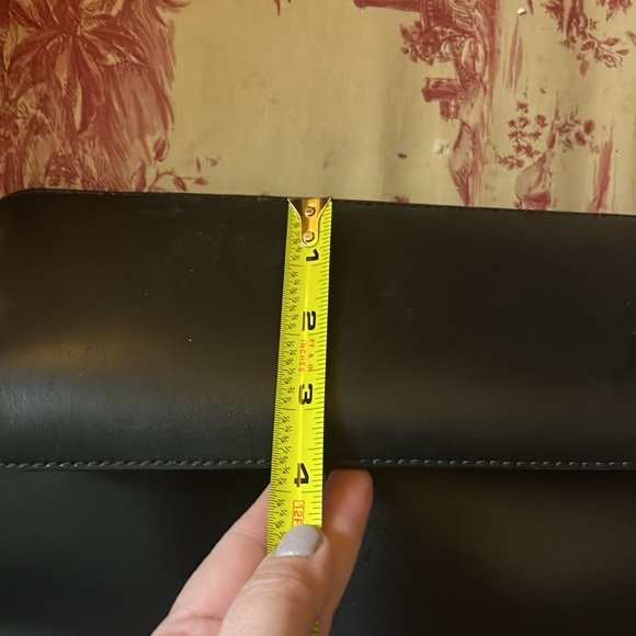 Authentic Kate Spade - Picture 7 of 8